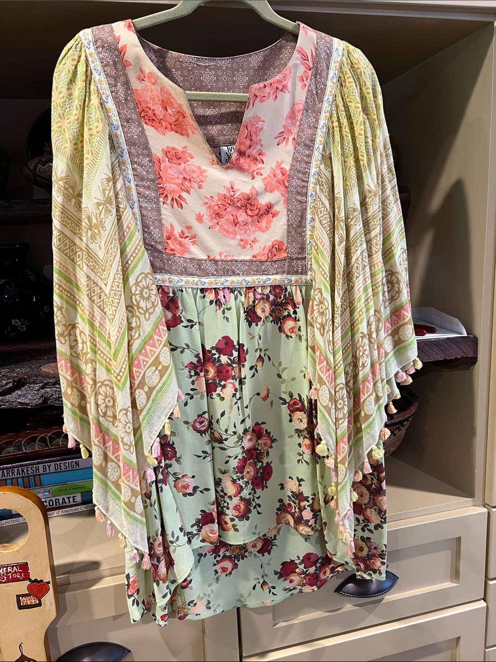 ivy jane Cream Floral V-Neck Top with Coral Roses